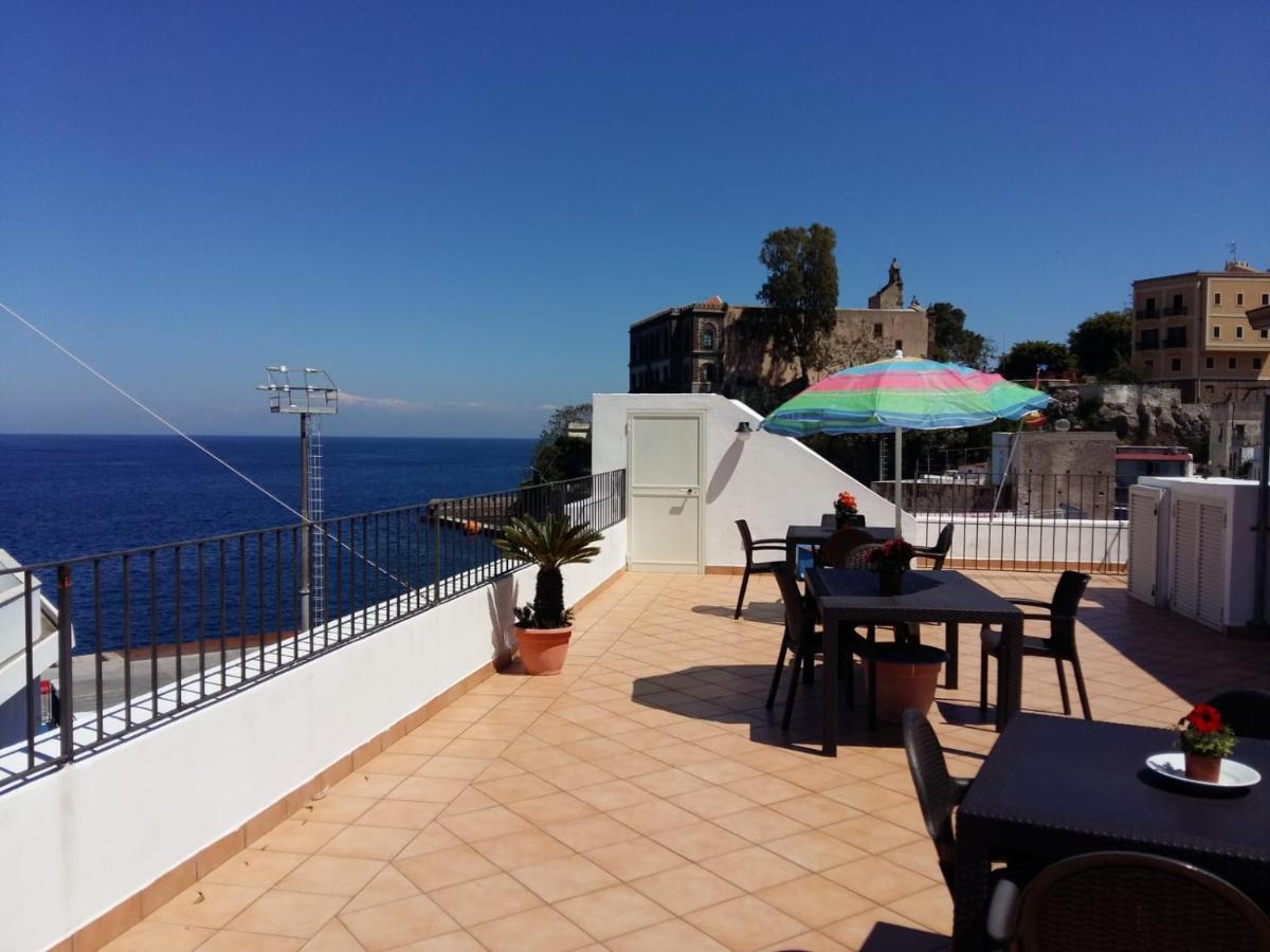 Lipari Centro Storico Flat 7 Min From Port Apartment Exterior foto